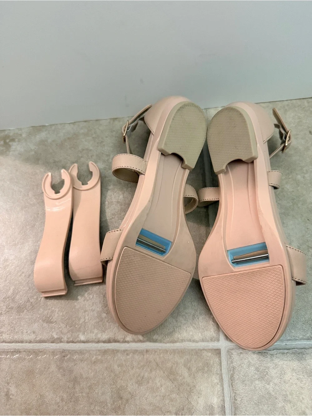 Pashion Footwear Convertible Heels Size 7.5 Sand Leather Sandals Flats
